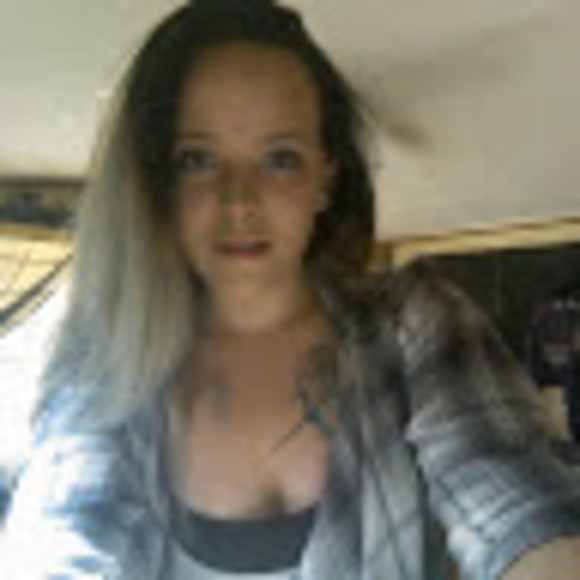 Meet your Posher, Bobbie - Picture 1 of 1